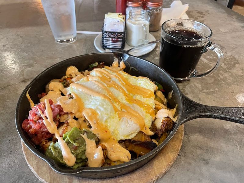 Avenue Brunch House – Dearborn