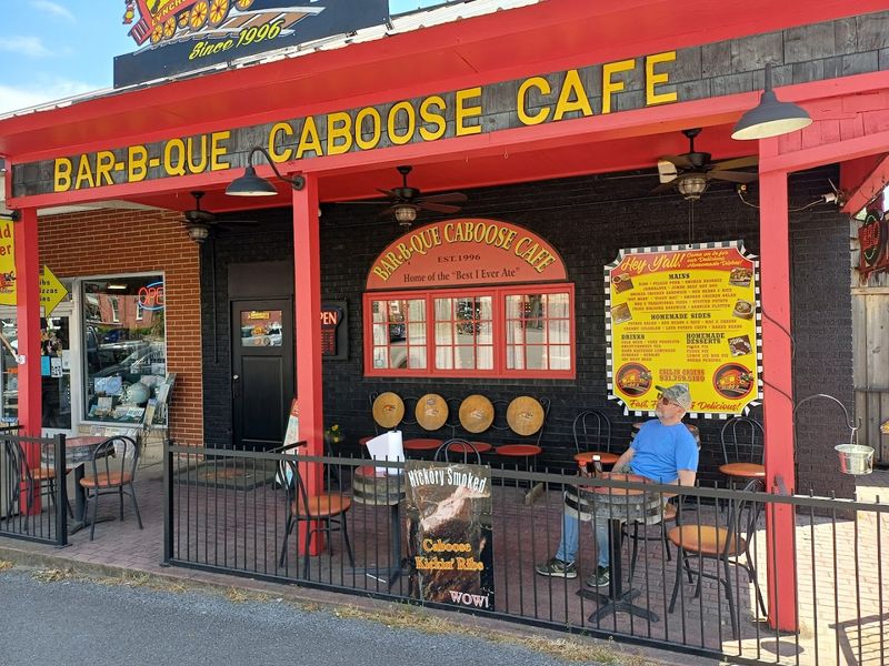 Bar-B-Que Caboose Café — Lynchburg
