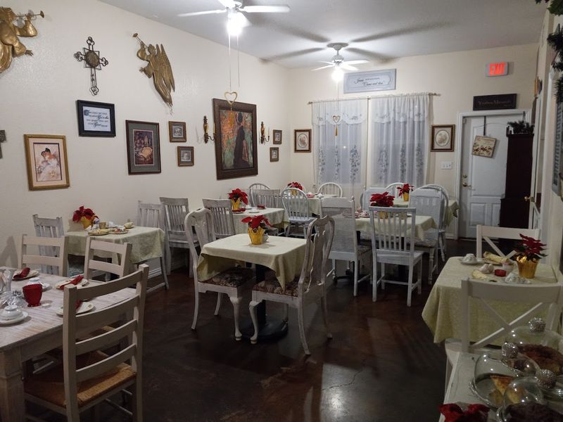 Beatitudes Tea Room (Lake Dallas)