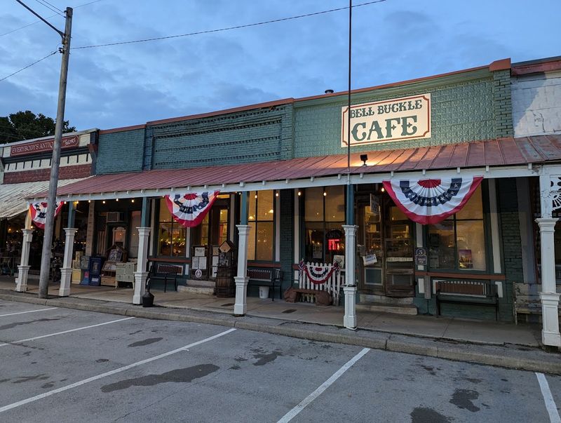 Bell Buckle Café — Bell Buckle