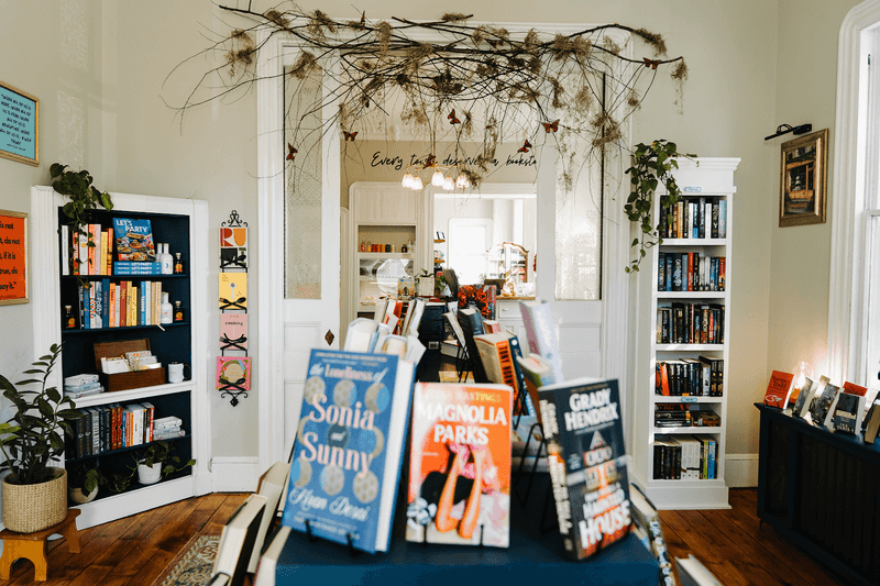 Belvidere Books & Cafe — Belvidere