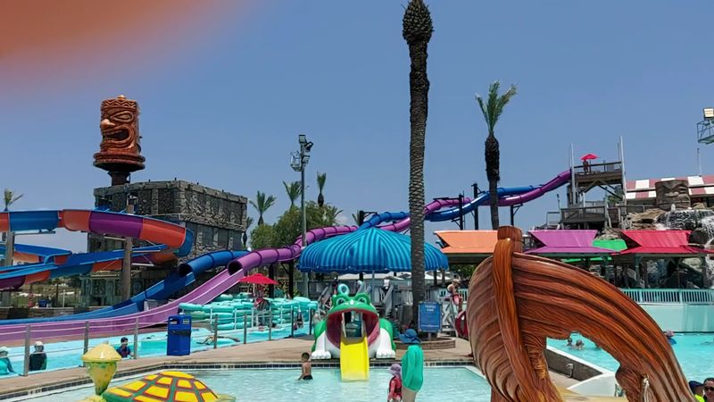 Big Kahuna’s Water Park