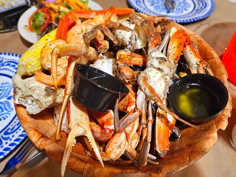 Blue Claw Restaurant & Crab Eatery — Burlington