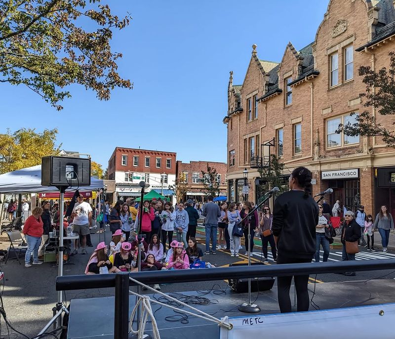 Bottle Hill Day Shows Off Madison’s Community Spirit
