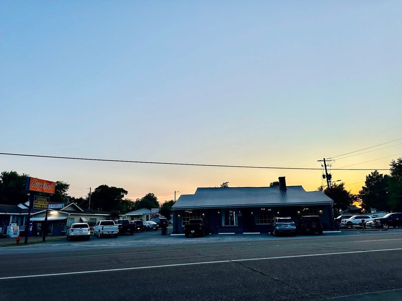 Boyette's Dining Room — Tiptonville Boyette's Dining Room — Tiptonville
