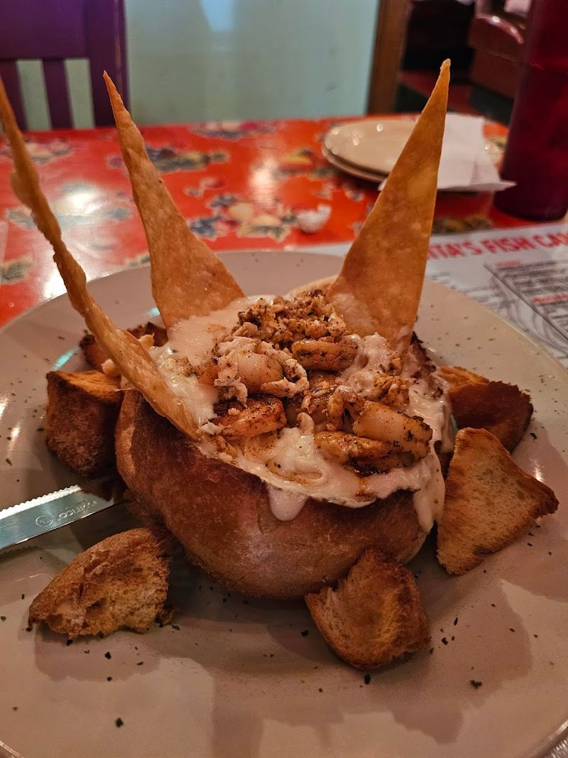 Bread Bowls Stuffed with Seafood Heaven Bread Bowls Stuffed with Seafood Heaven
