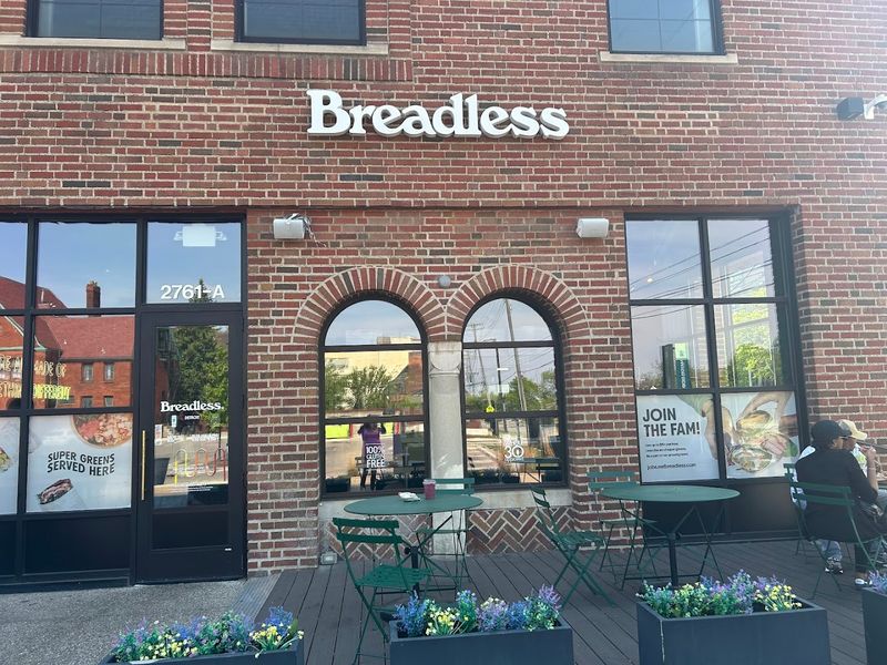 Breadless, Detroit