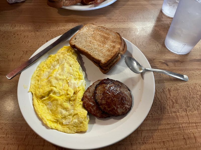 Breakfast classics done exactly the way you want them