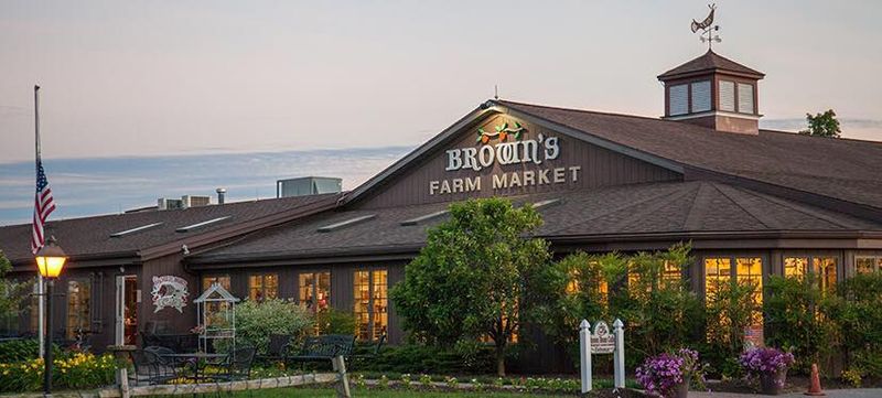Brown’s Orchards & Farm Market