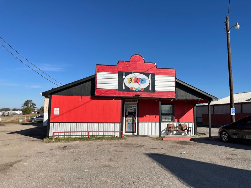 Burgers & Fries Diner (Royse City)