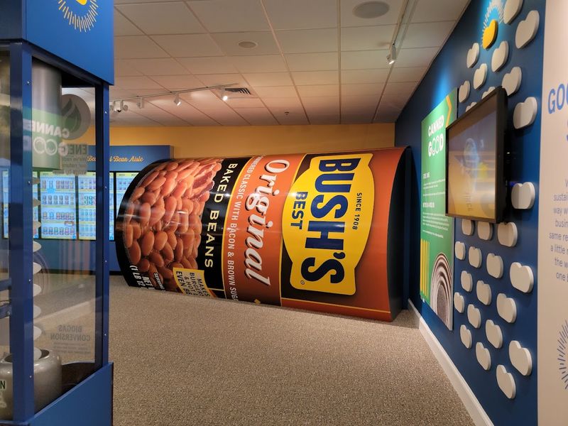 Bush's Visitor Center — Dandridge