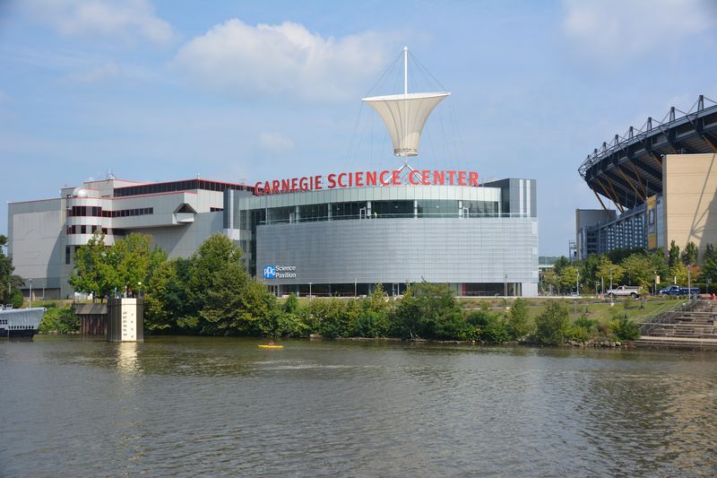 Carnegie (Kamin) Science Center – Pittsburgh