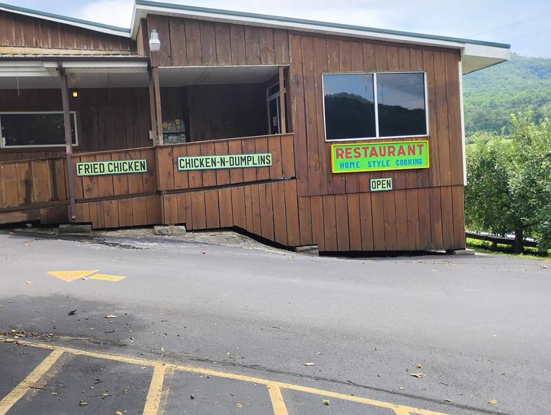 Carver's Applehouse Restaurant (Cosby)