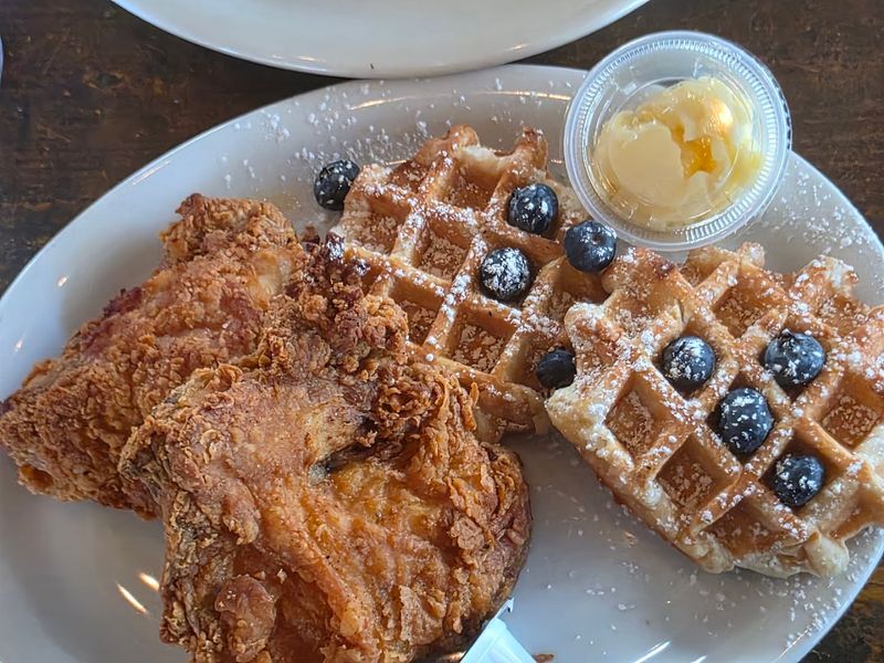 Chicken and Waffles Done Right Chicken and Waffles Done Right