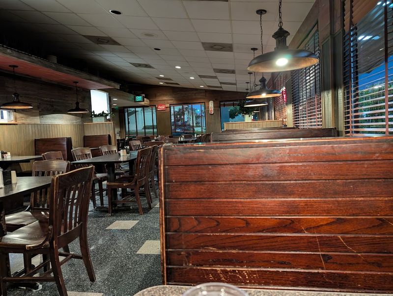 Classic Diner Atmosphere With Hometown Charm Classic Diner Atmosphere With Hometown Charm