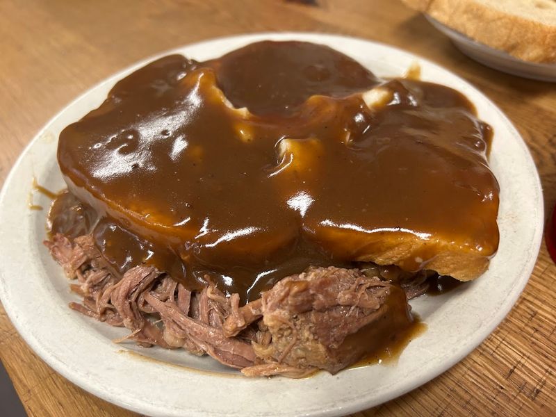 Classic comfort food keeps the lunch crowd coming