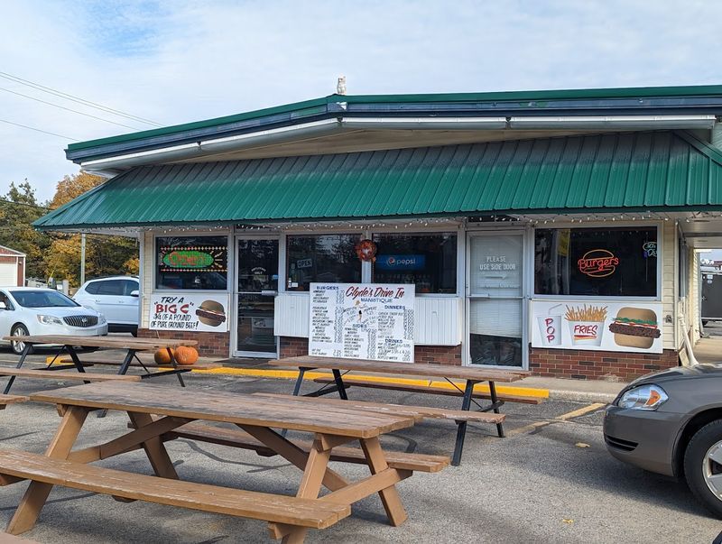 Clyde's Drive-In No. 2, Manistique
