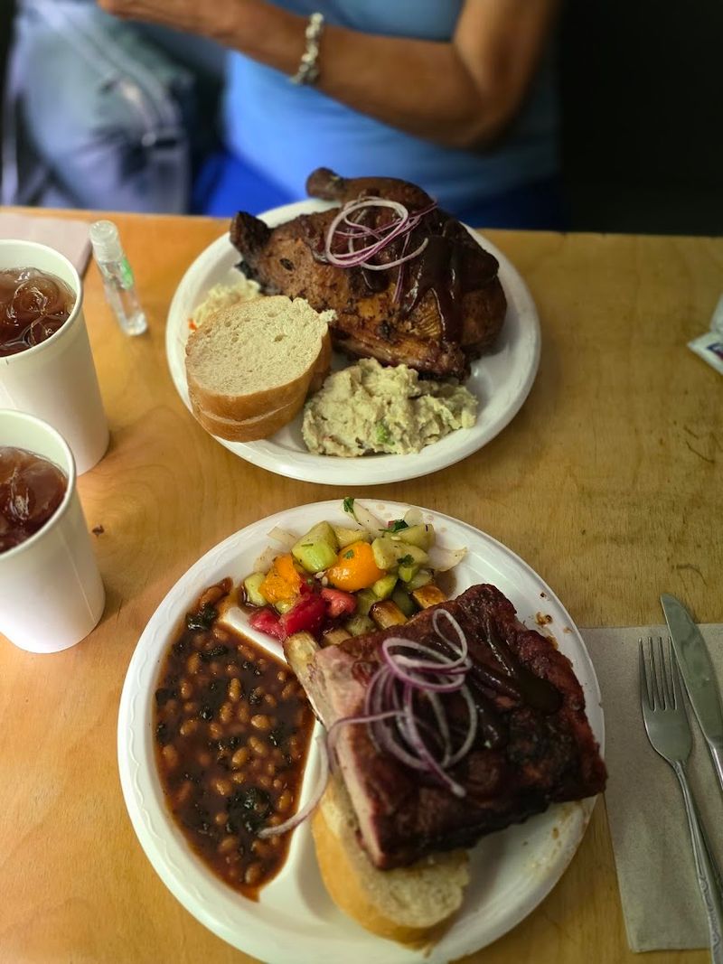 Comfort Food, Fresh Finds, and Marketplace Charm Under One Roof Comfort Food, Fresh Finds, and Marketplace Charm Under One Roof