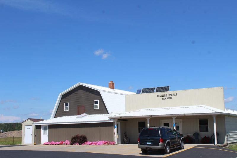 Country Corners Bulk Food, Mio