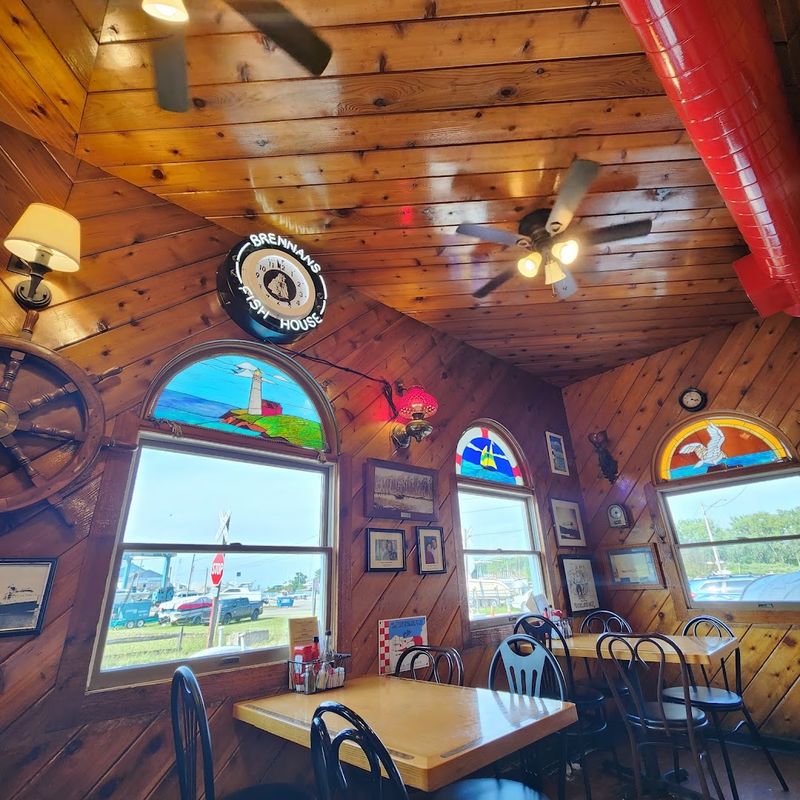 Cozy Nautical Atmosphere and River Views