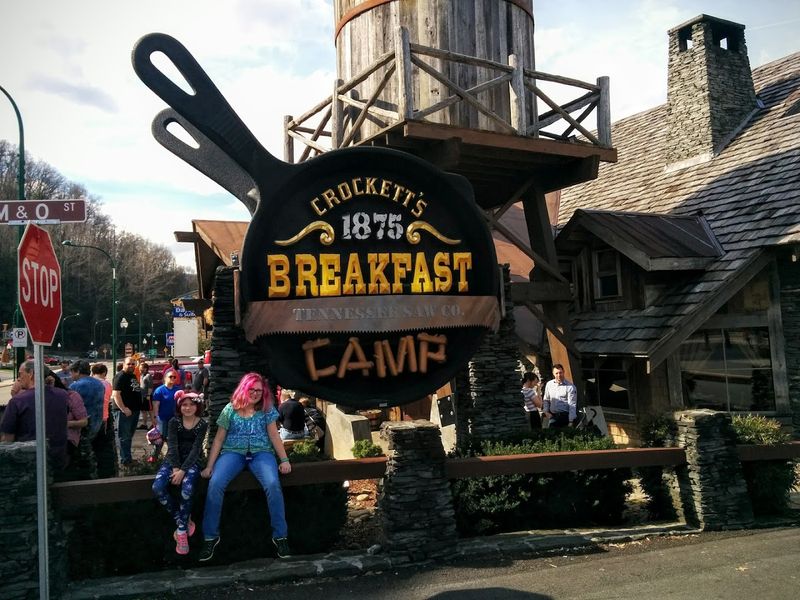 Crockett’s Breakfast Camp Crockett’s Breakfast Camp