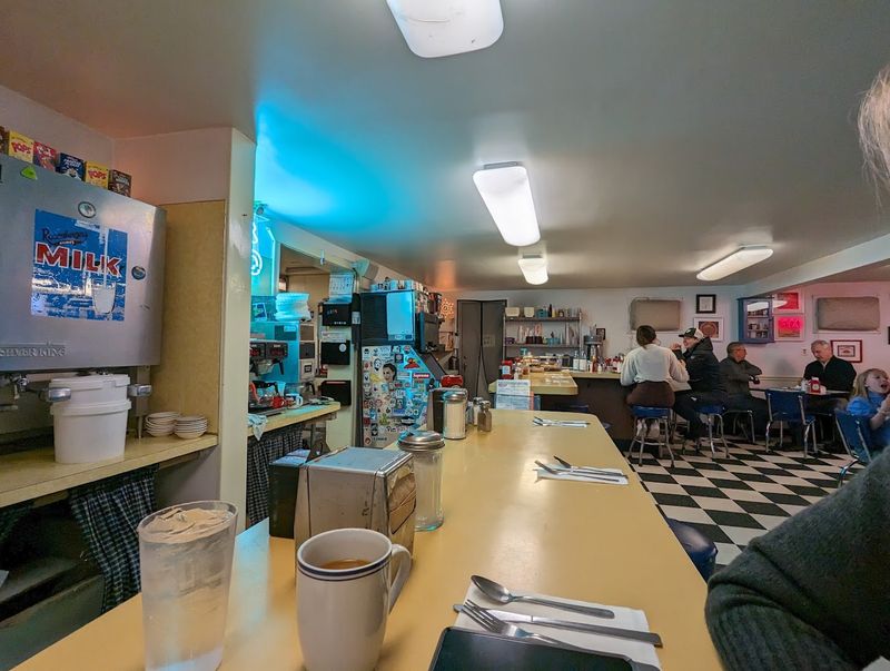 Cross Keys Diner (Doylestown, PA)