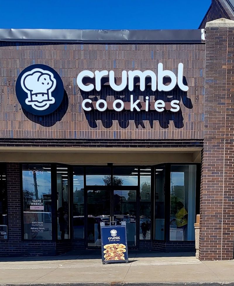 Crumbl, Beachwood Crumbl, Beachwood