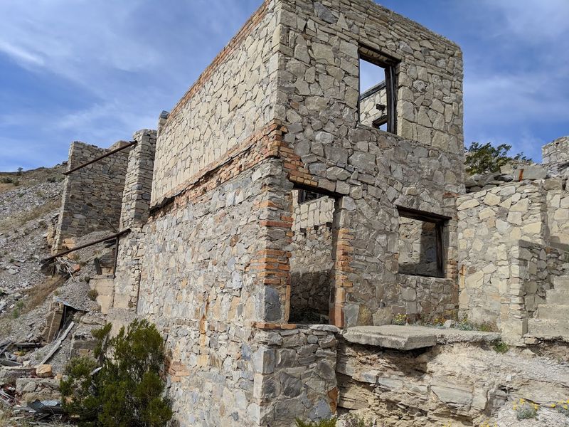 Crumbling Buildings Tell Silent Stories Crumbling Buildings Tell Silent Stories