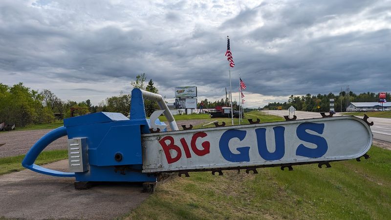 Da Yoopers Tourist Trap and Rock Shop — Ishpeming Da Yoopers Tourist Trap and Rock Shop — Ishpeming