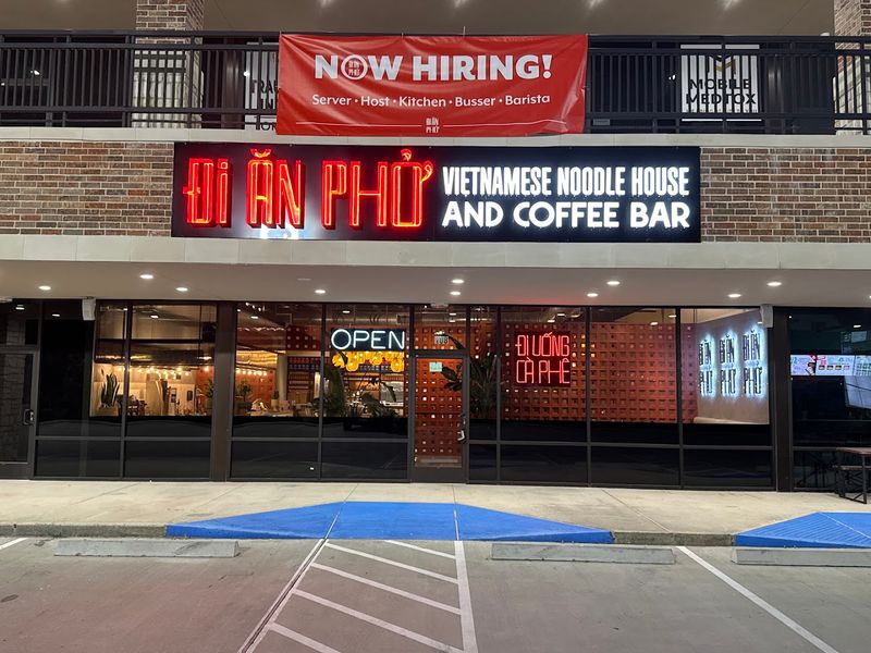 Di An Pho (Houston) Di An Pho (Houston)