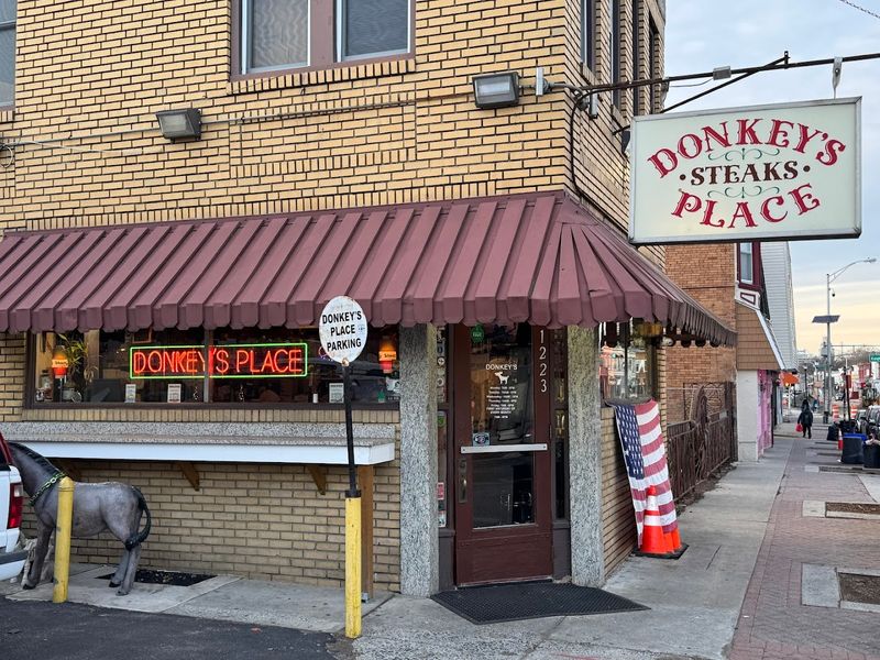 Donkey’s Place - Camden
