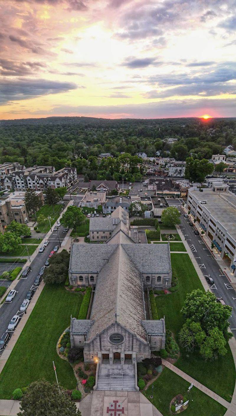 Downtown Ridgewood, Ridgewood