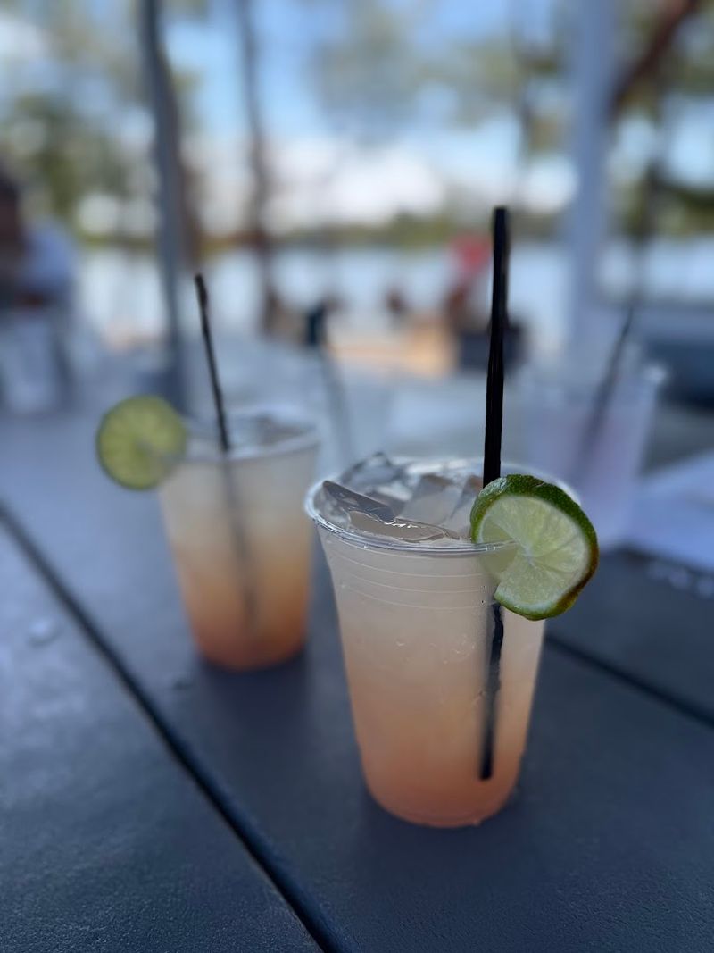 Drinks help sell the getaway feeling Drinks help sell the getaway feeling