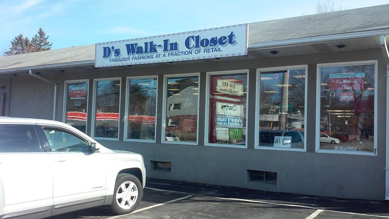 D’s Walk In Closet - Coventry D’s Walk In Closet - Coventry