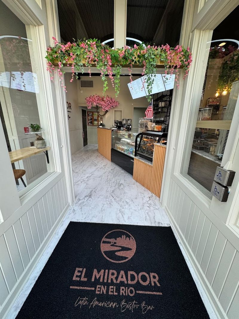 El Mirador en el Rio – Peoria