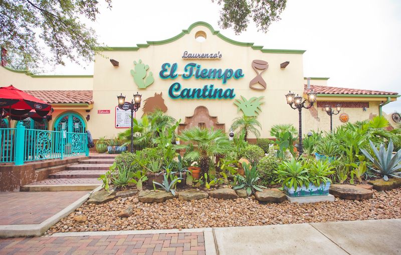 El Tiempo Cantina (Houston)