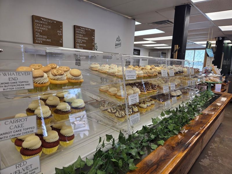 Emerald Cake & Co. — Columbia Emerald Cake & Co. — Columbia