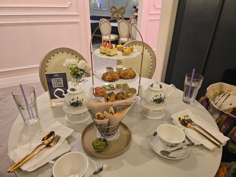 Enchanted Tea Lounge — Memphis