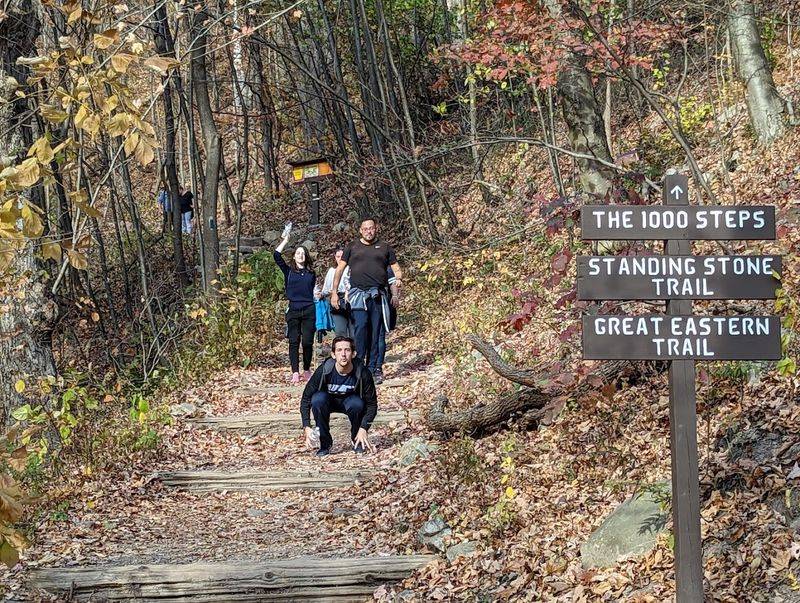Finding the Trailhead and First Impressions