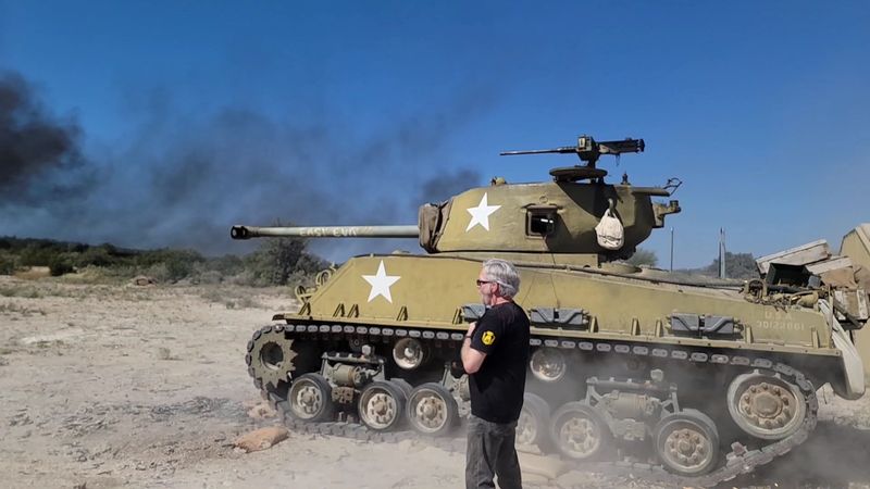 Fire a Tank Main Gun Fire a Tank Main Gun