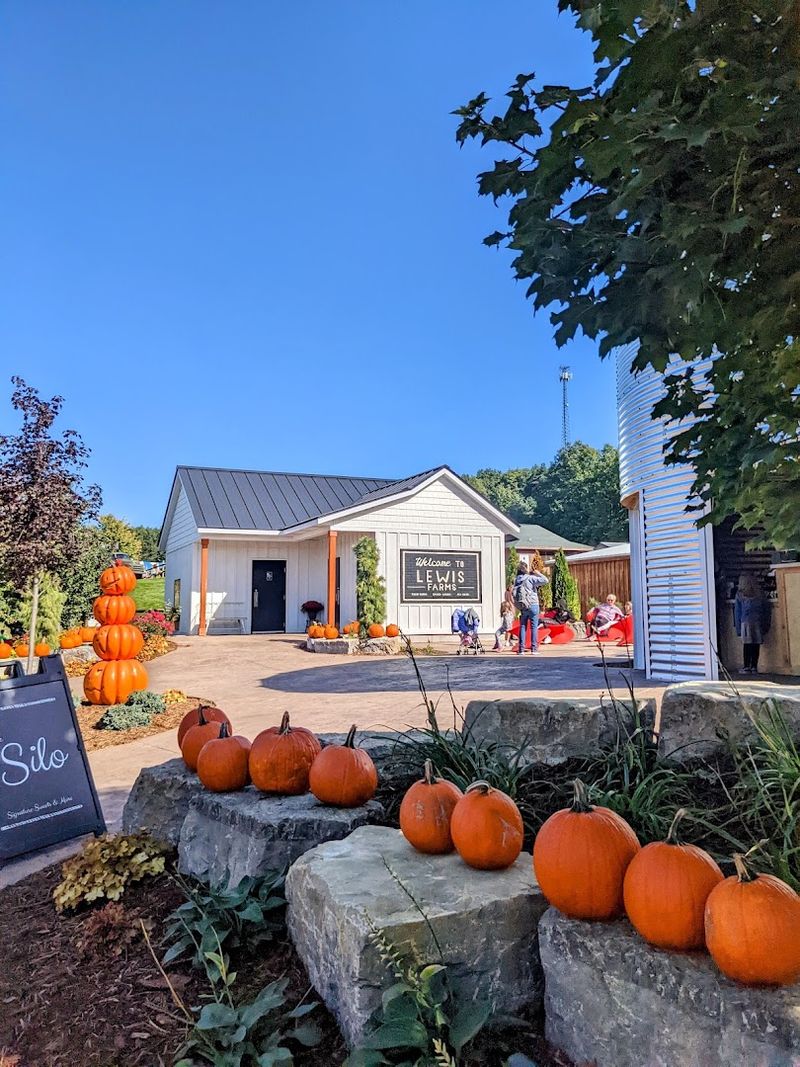 Food, Drinks, and the Farm Market