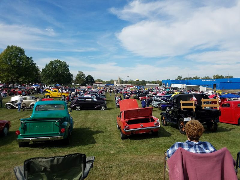 Four Flags Area Apple Festival — October