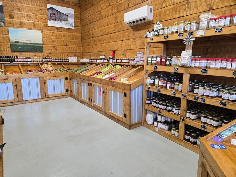 Fresh Produce Makes Every Visit Feel Seasonal