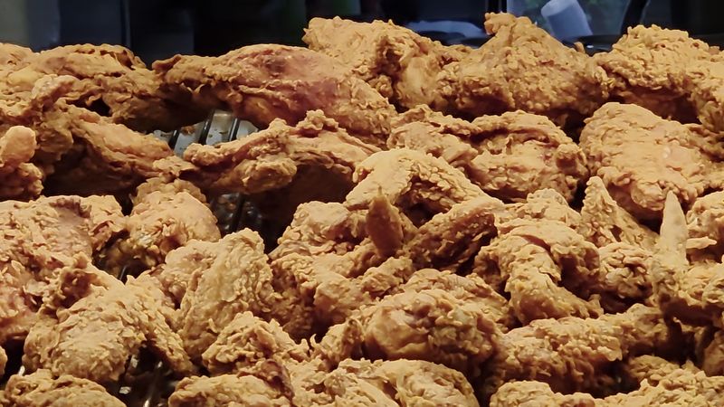 Fried Chicken That Sets the Standard Fried Chicken That Sets the Standard