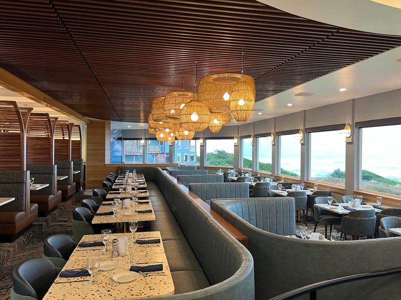 Georgie’s Beachside Grill - Newport