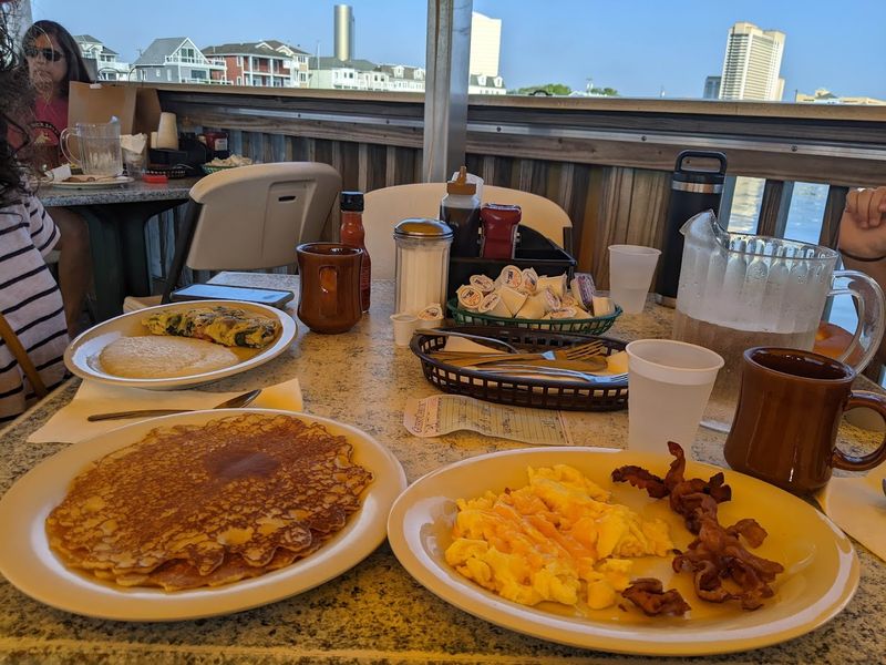 Gilchrist Restaurant - Atlantic City Gilchrist Restaurant - Atlantic City