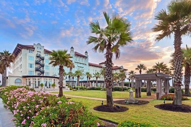 Grand Galvez