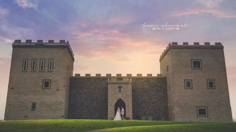 Grizer Castle, Whipple Grizer Castle, Whipple