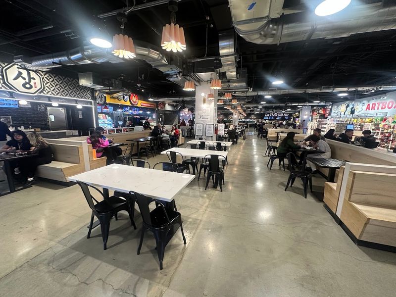 H Mart Market Eatery Food Hall — American Dream, East Rutherford
