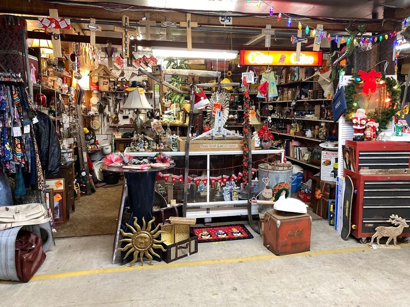 Greenwood Flea Market (Greenwood)